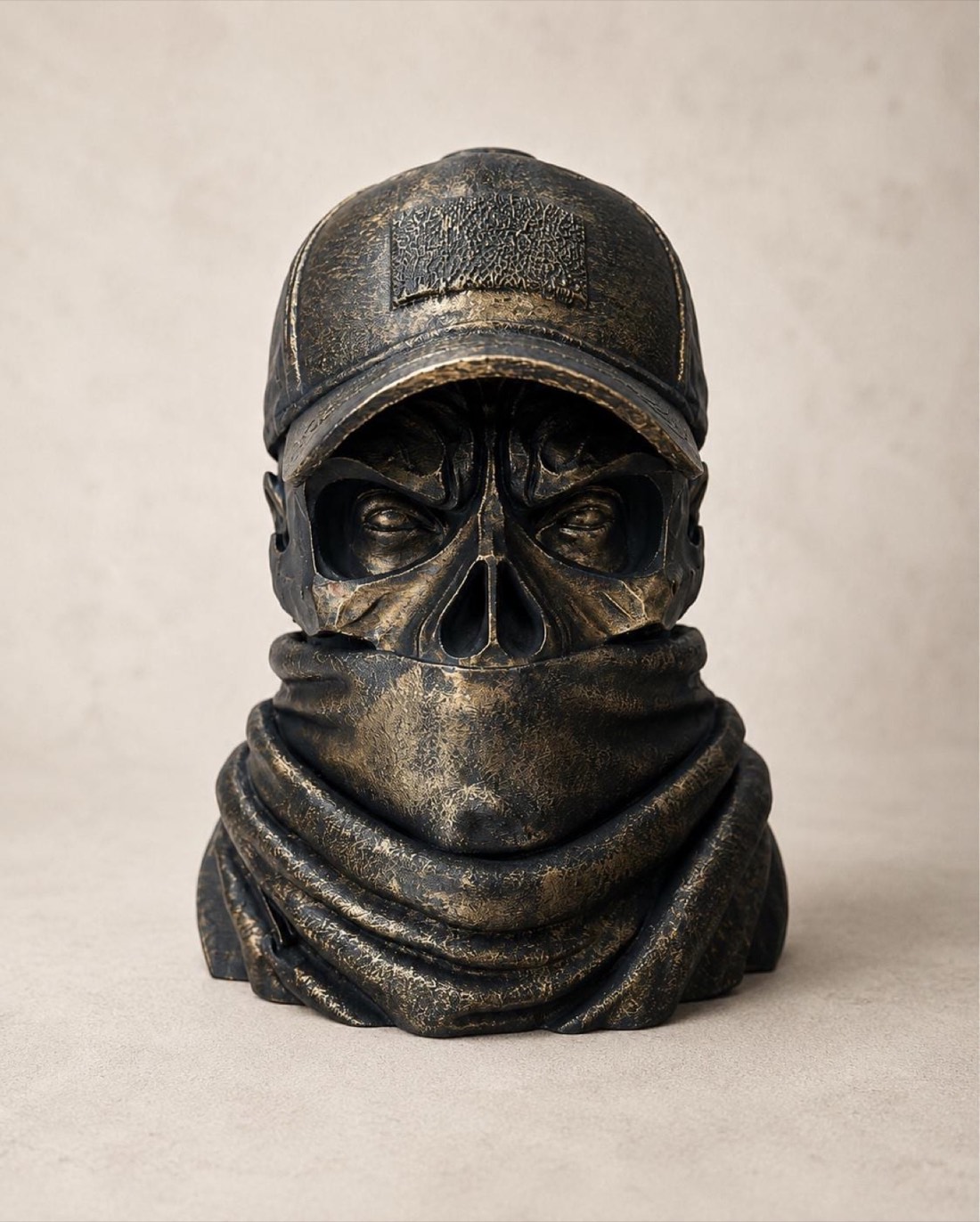 Hand-painted tactical skull headphone stand in antique bronze and black